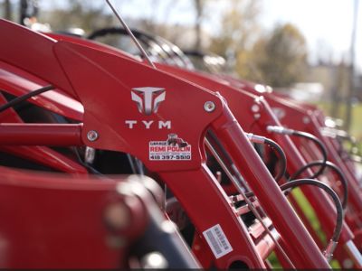 Vente de tracteurs neufs Garage Rémi Poulin